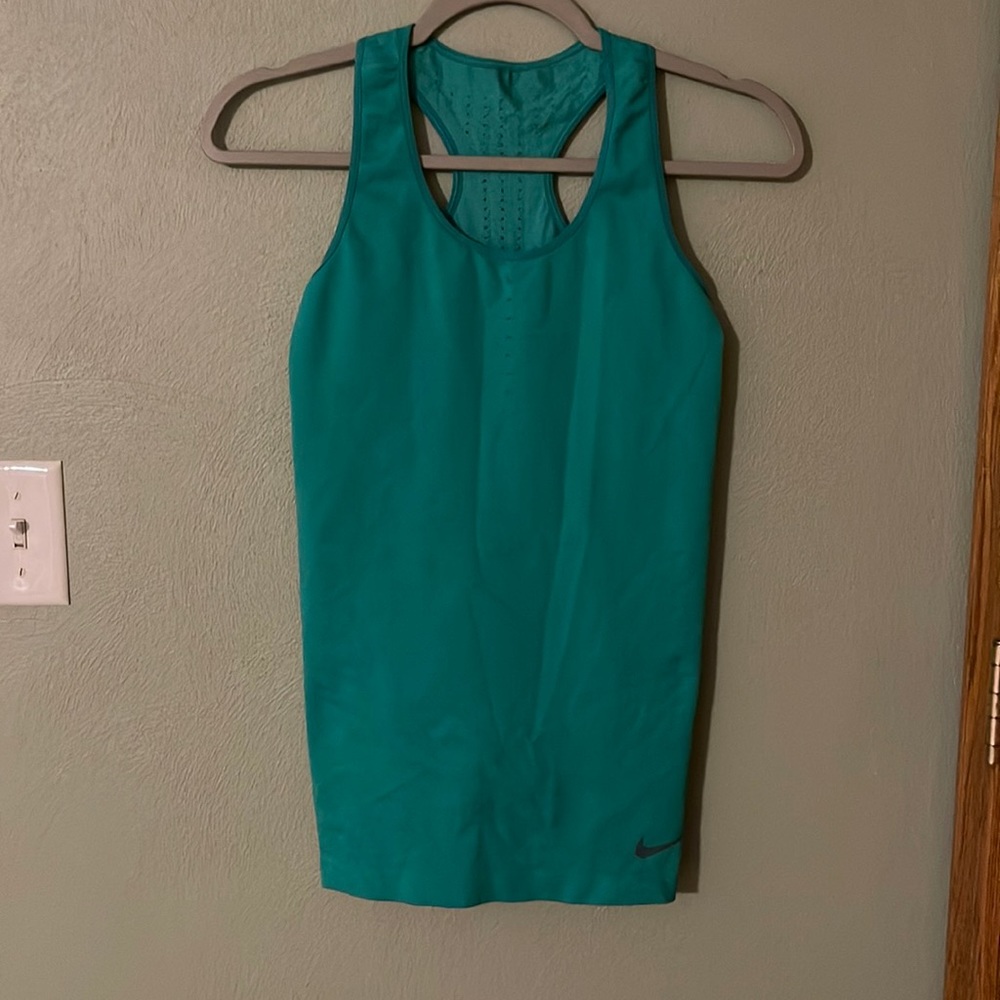 Nike athletic tank